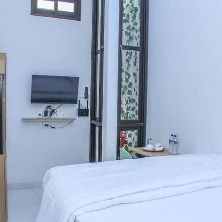 Laswi Syariah Guest House Bandung Eksteriør bilde